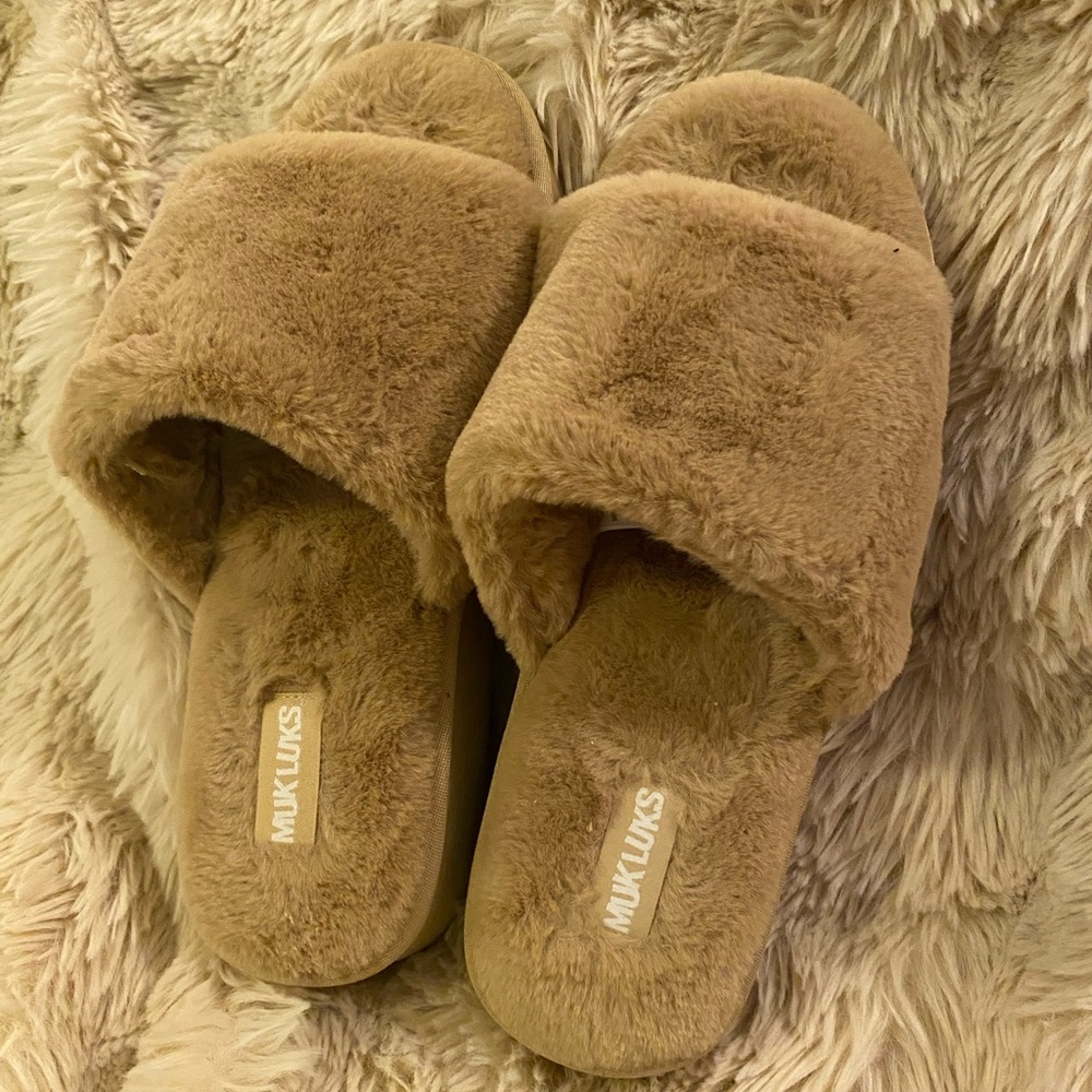 Muk Luks Plush Tan Slippers